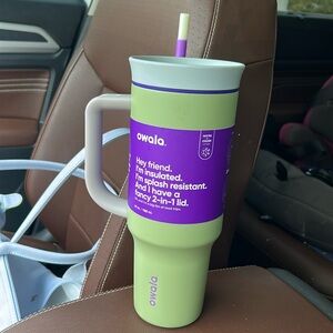 NWT Owala 40oz Straw Tumbler - Hip Cactus